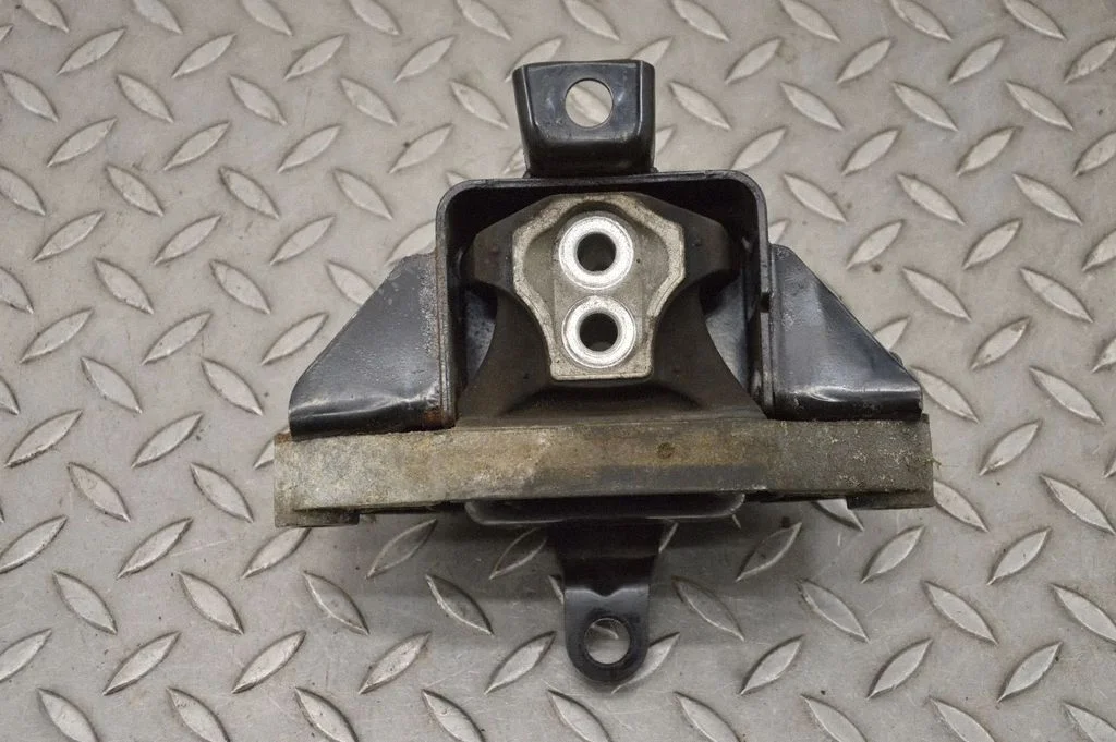 Poduszka silnika NB0A0024