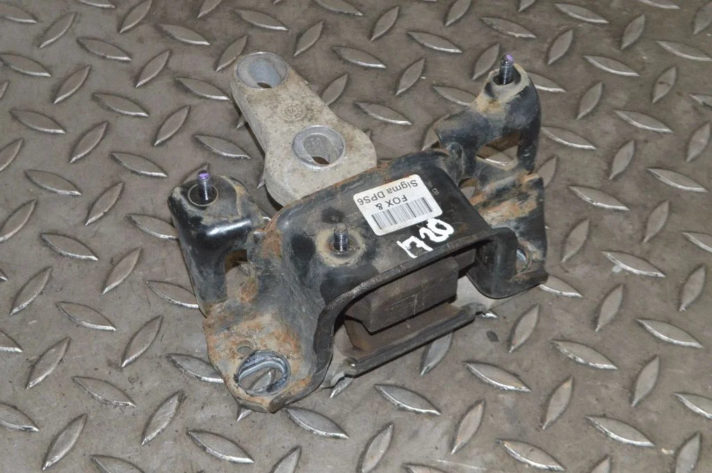Dzinēja spilvens – Ford Fiesta ST (2013-2017)
