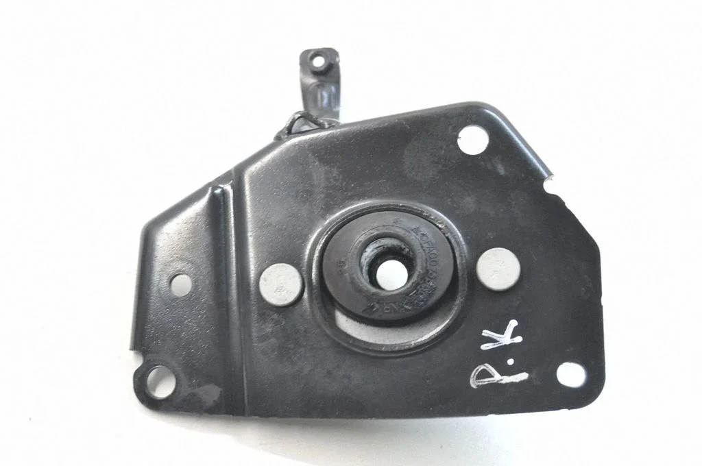 Dzinēja spilvens 9882731780