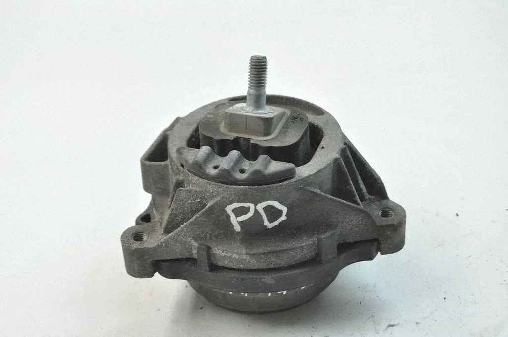 Poduszka silnika – BMW Seria 3 F30 F35 F31 (2012-2018)