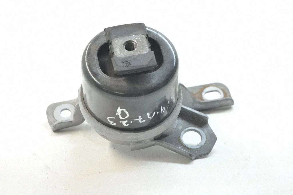 Dzinēja spilvens 8G9N6F012BB