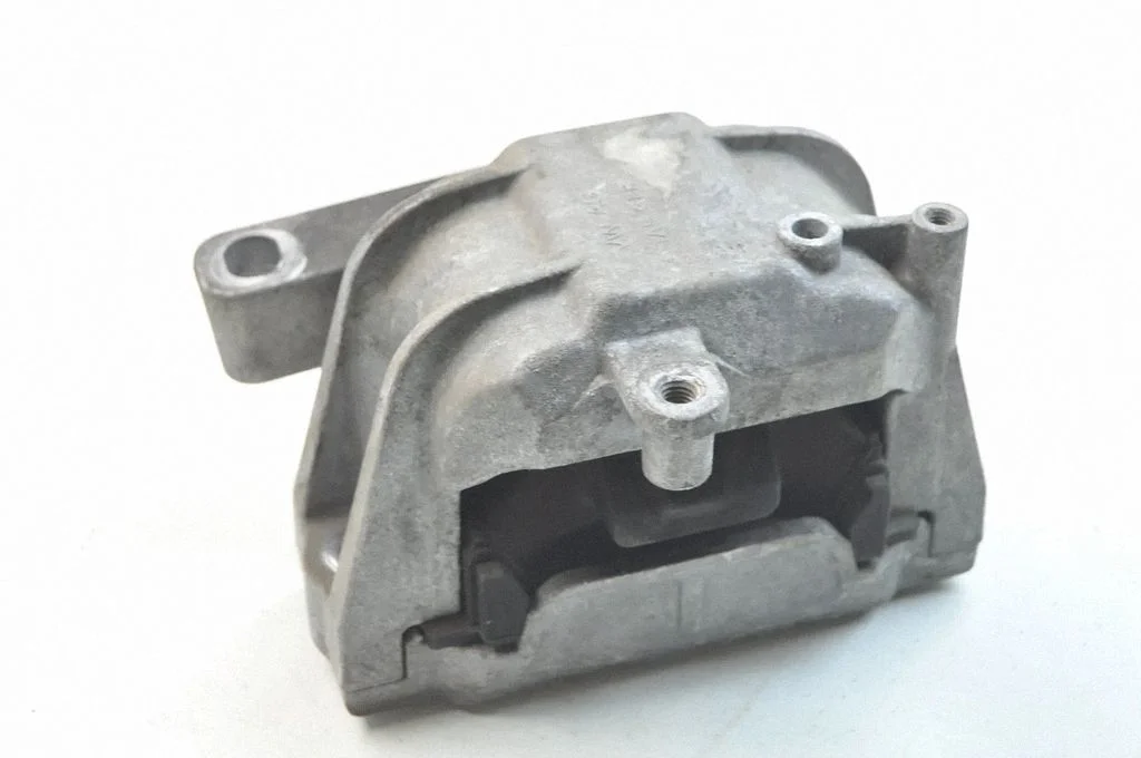 Dzinēja spilvens 1K0199262AM