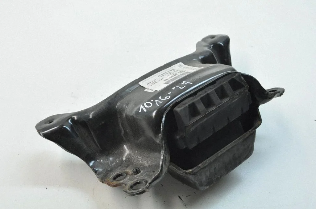 Dzinēja spilvens 5Q0199555AN