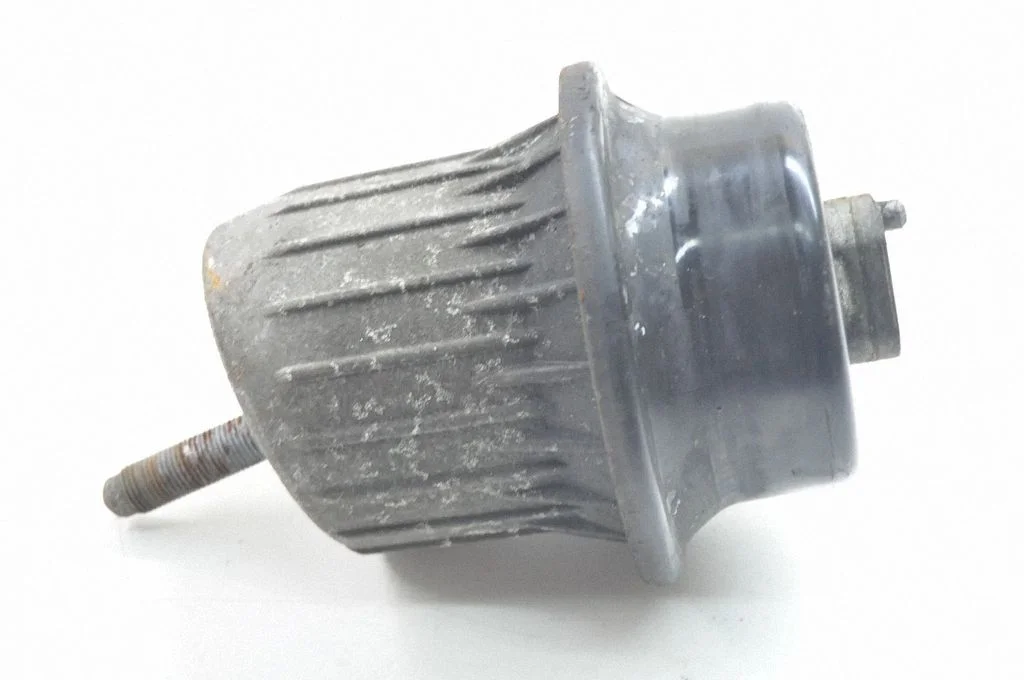 Engine mount bracket – right