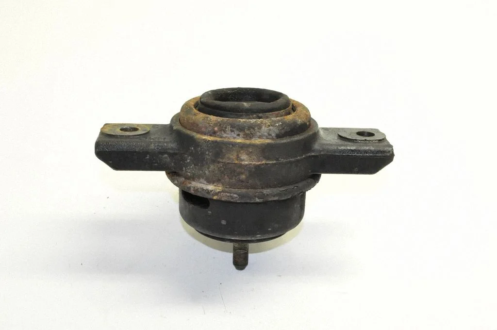 Dzinēja spilvens – labā