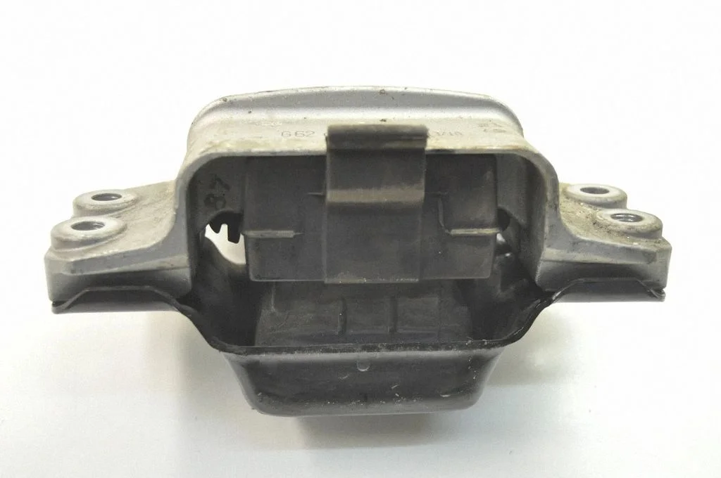 Dzinēja spilvens 1K0199555