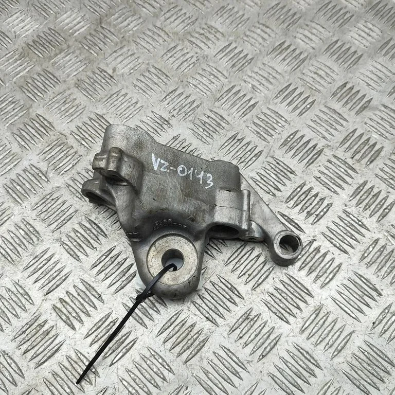 Engine mounting bracket 55272177