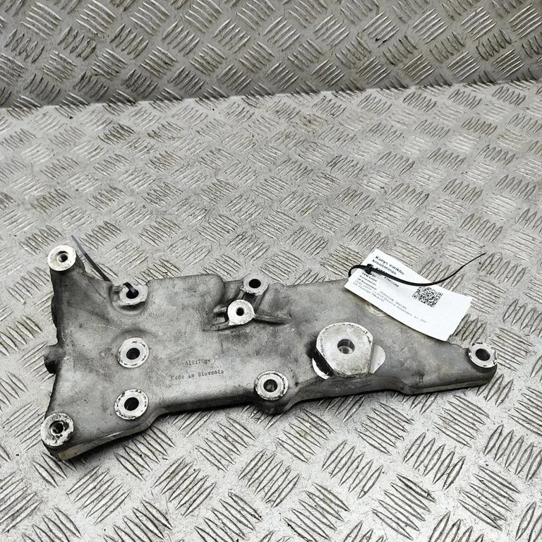 Engine mounting bracket 94610222532
