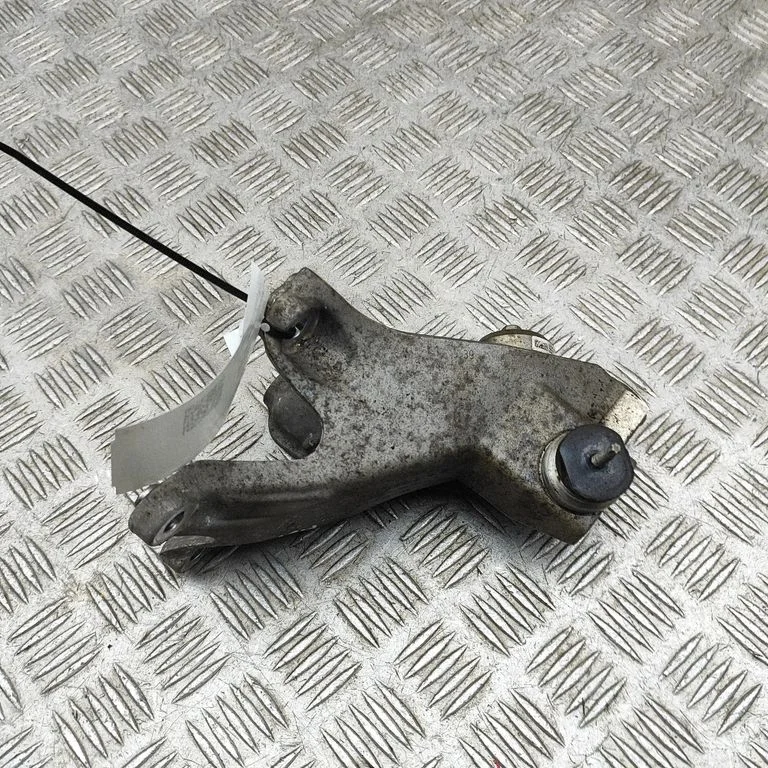 Mootori kinnituskronstein – Porsche Taycan 9J1 (2019-)