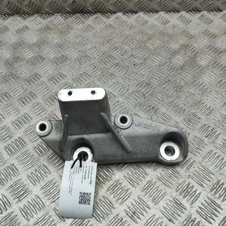 Dzinēja stiprinājuma kronšteins 31686306