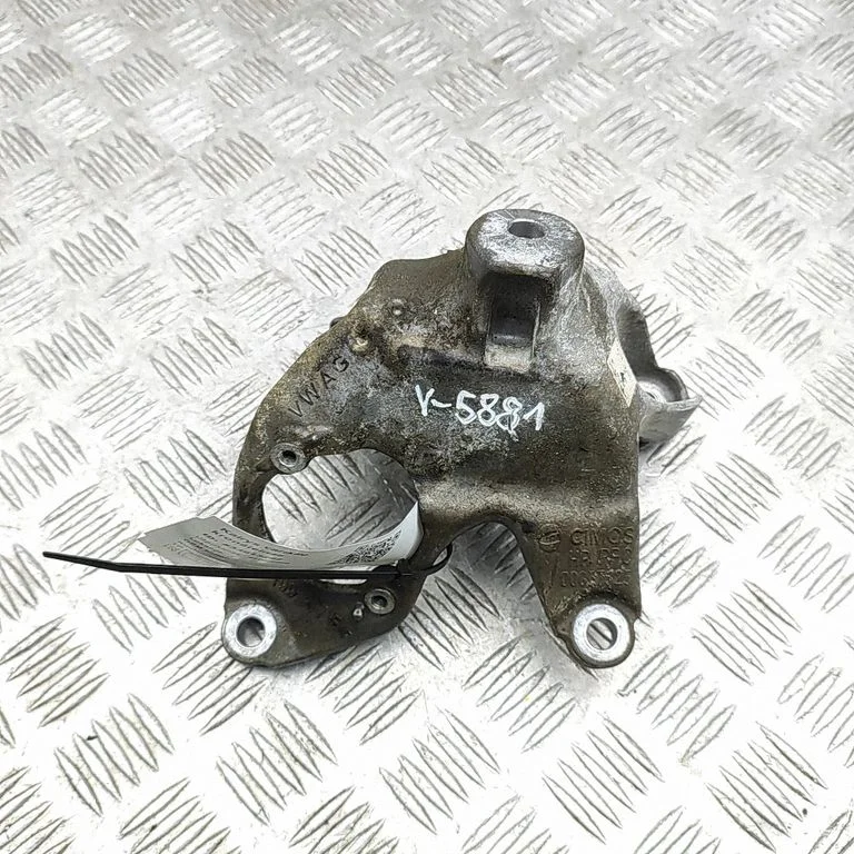 Wspornik silnika 4M0199307BG