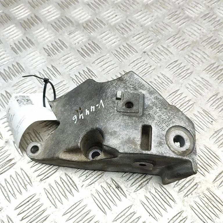 Engine mounting bracket – BMW 3 Series G20 G21 (2019-)