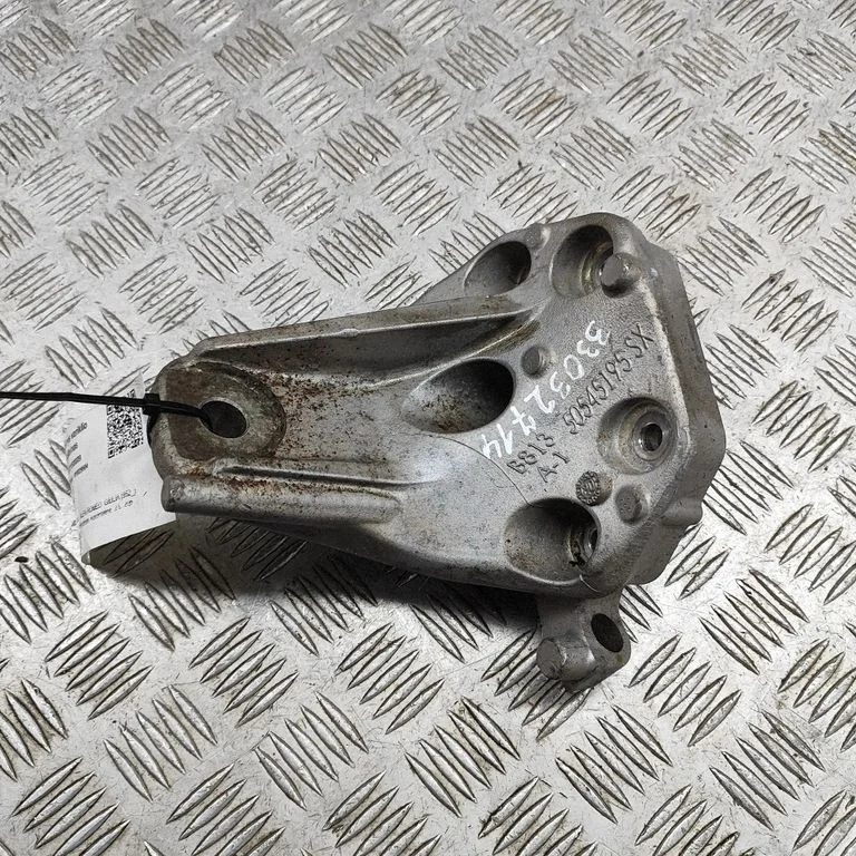 Dzinēja stiprinājuma kronšteins 50545195SX