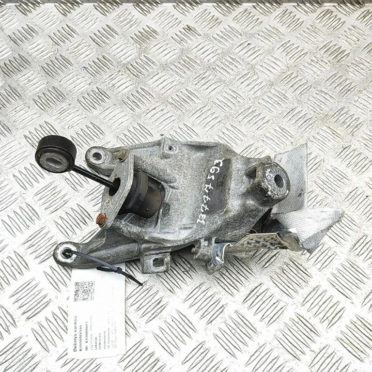 Engine mounting bracket 4M0199870AN