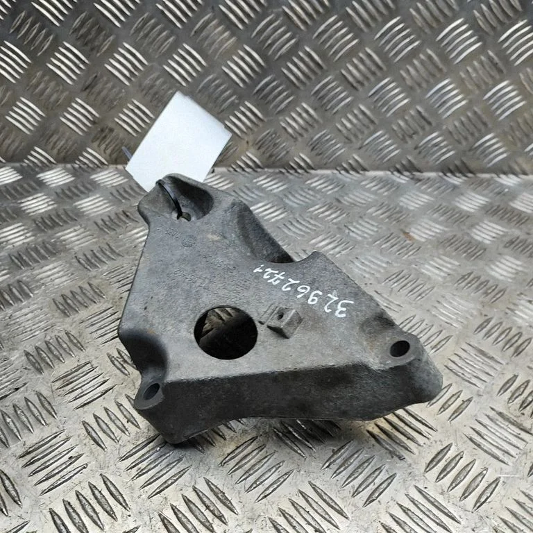 Engine mounting bracket – BMW X1 E84 (2009-2015)