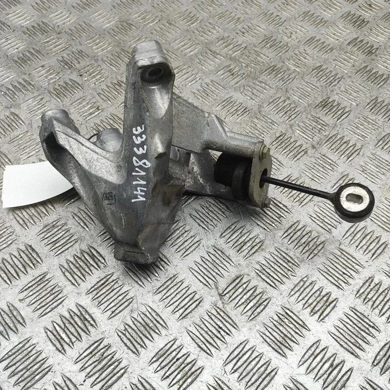 Engine mounting bracket 4M0199307AF