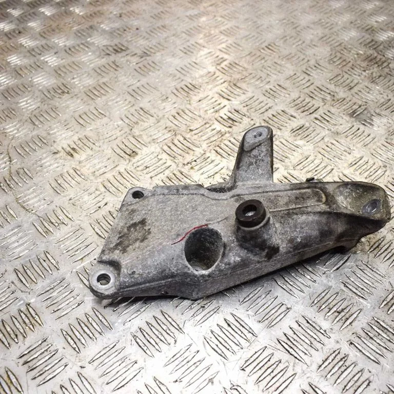 Wspornik silnika – BMW Seria 3 E90 E91 (2005-2012)