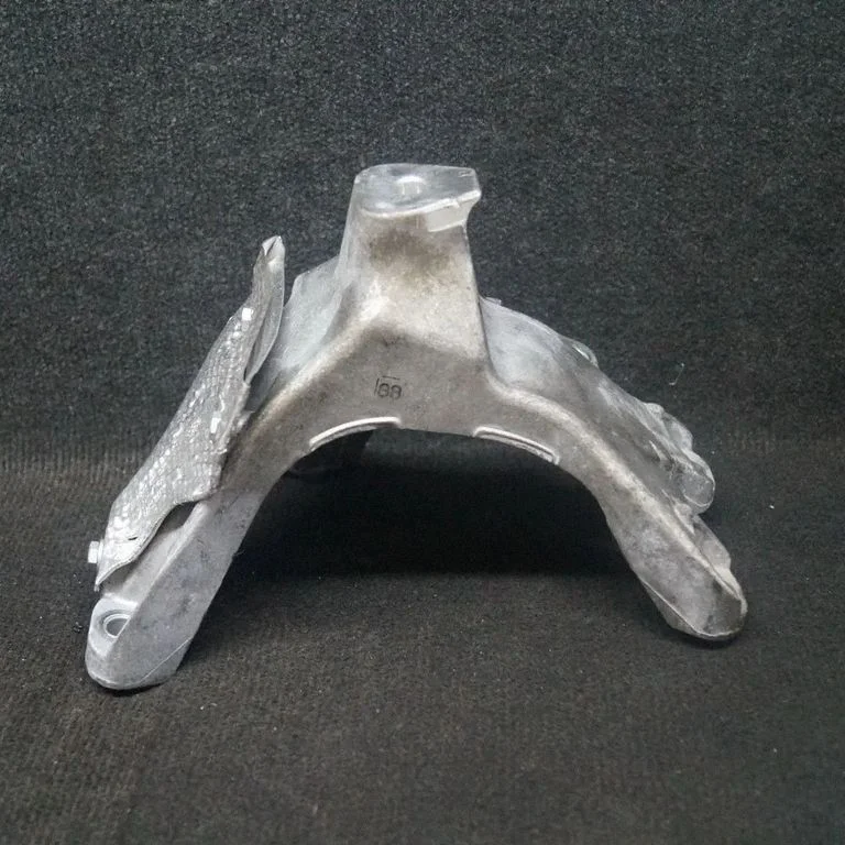 Engine mounting bracket – Audi A4 Allroad B8 (2008-2016)