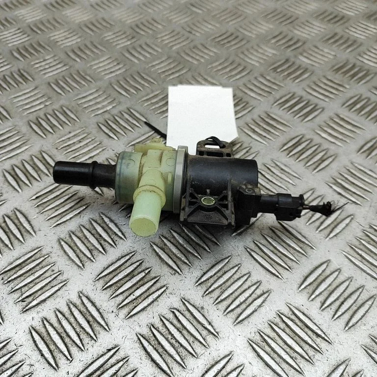 Engine mount vacuum valve – Land Rover Range Rover Sport L461 (2022-)