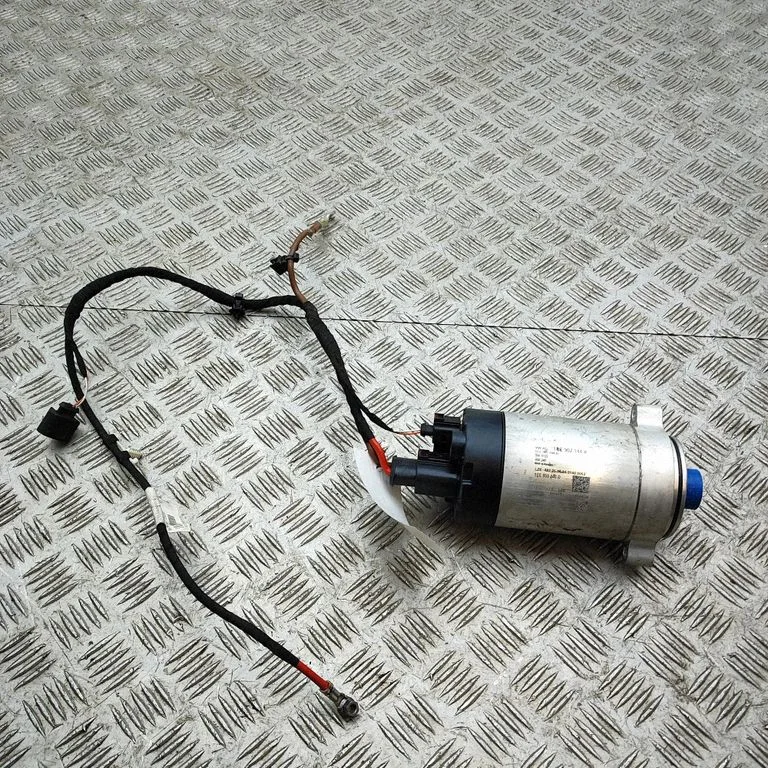 Stūres reduktora elektriskā daļa 1EE959440D