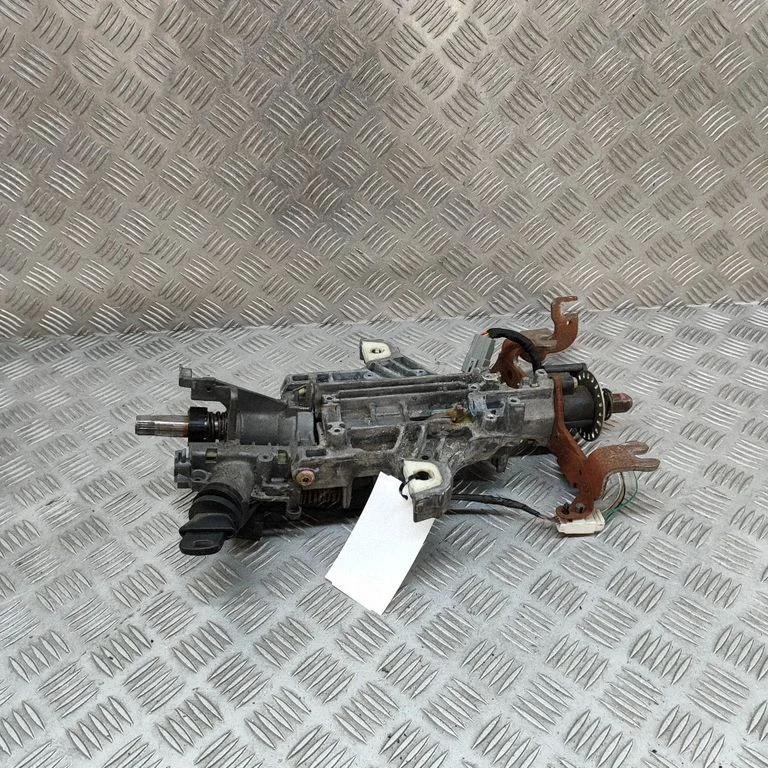 Stūres reduktora mehāniskā daļa F8SB15607AB