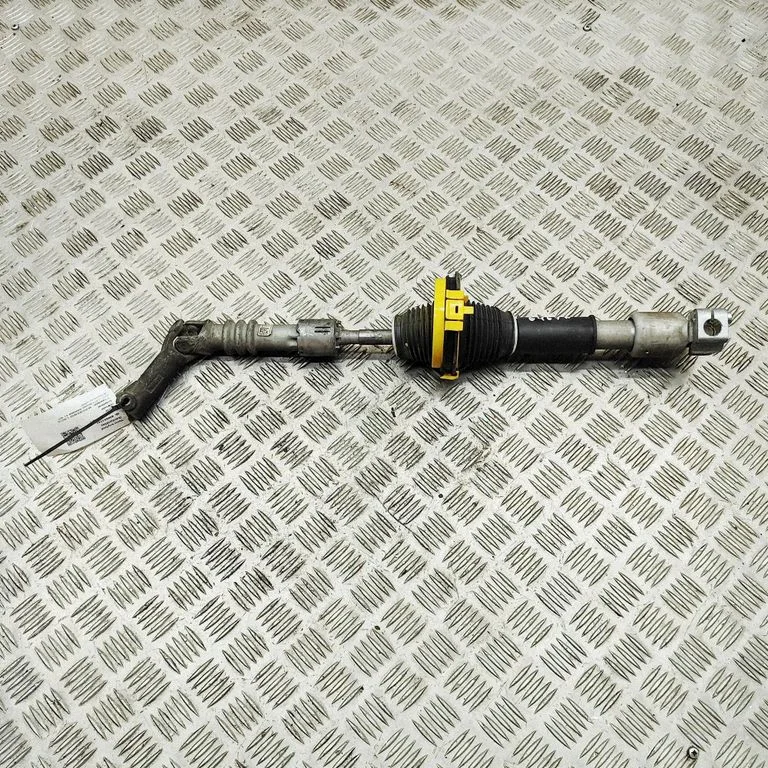 Steering column universal joint A2054620678