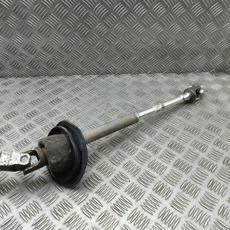 Steering column universal joint – Porsche Taycan 9J1 (2019-)