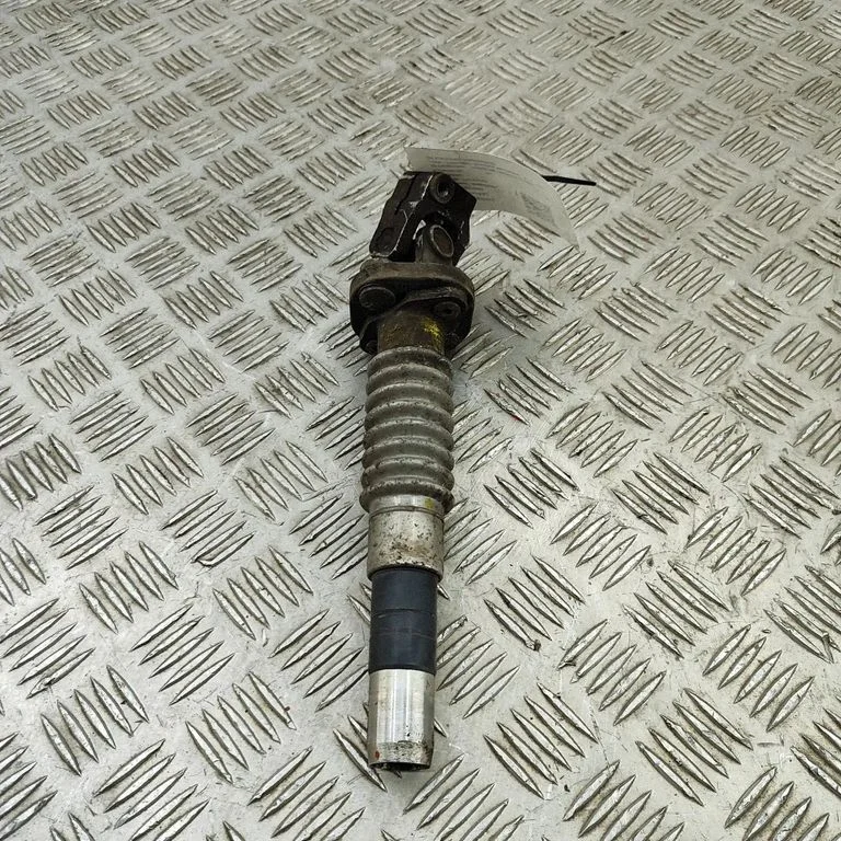 Steering column universal joint – Porsche Boxster 986 (1996-2004)