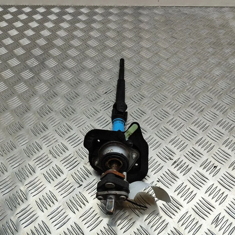 Steering column universal joint – Jaguar XJ X351 (2009-2019)