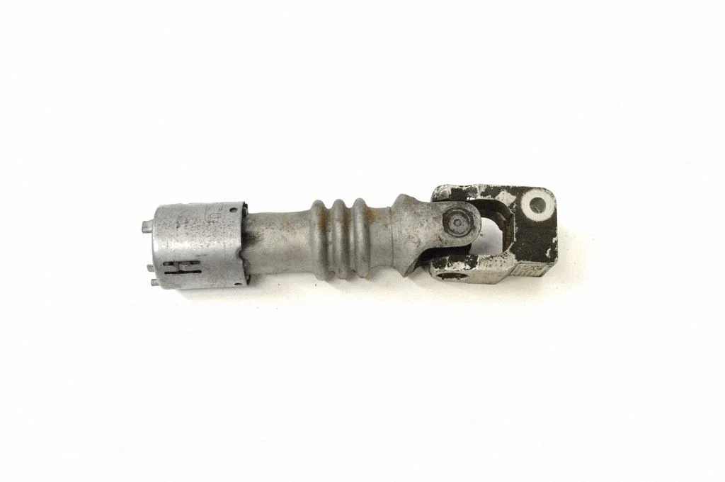Steering column universal joint A2054620378
