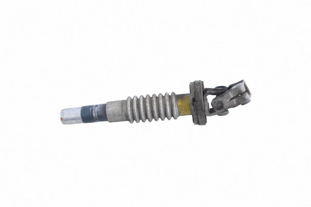 Steering column universal joint – Porsche Boxster 986 (1996-2004)