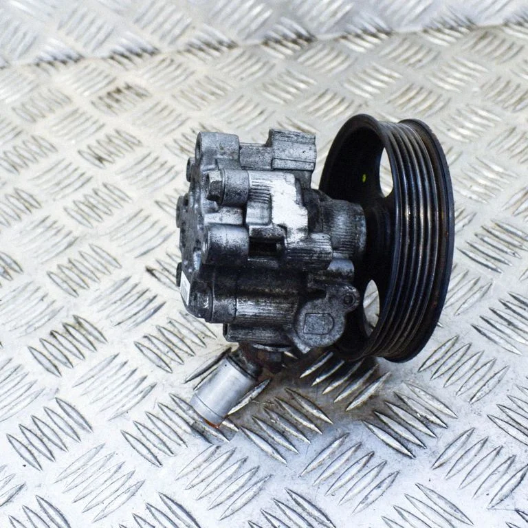 Roolivõimendi pump – Tesla Model S (2012-)