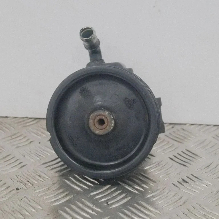 Power steering pump – Ford Transit -  Tourneo Connect (2003-2008)