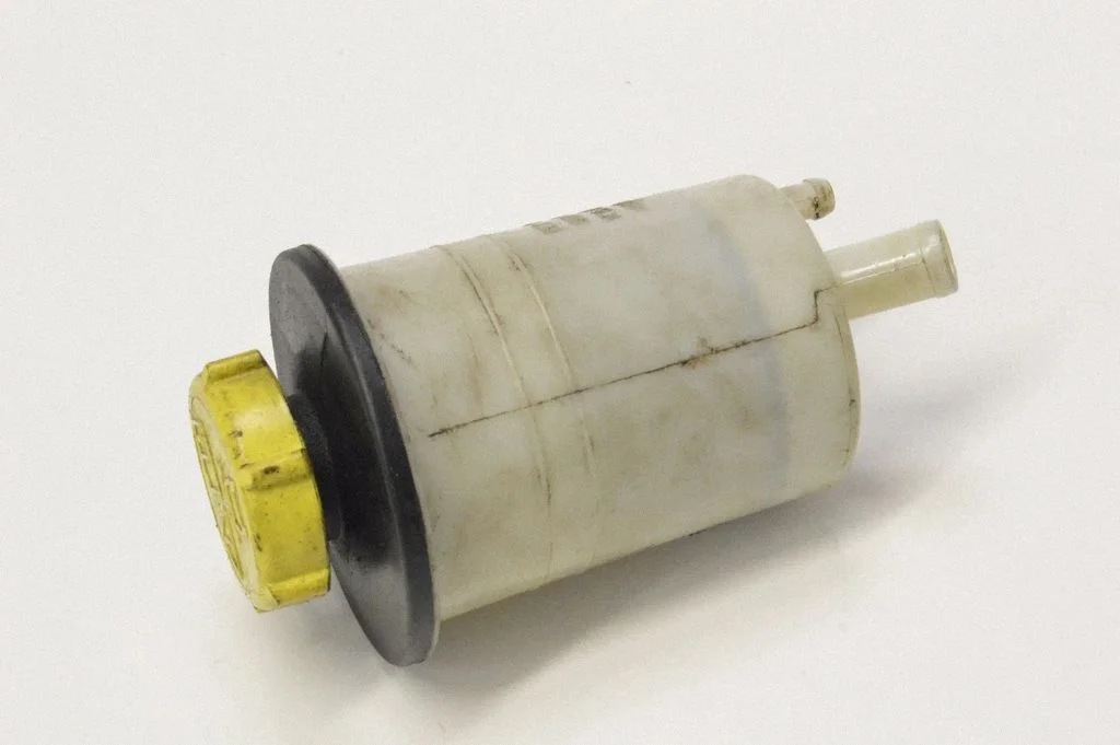 Power steering fluid tank/reservoir – Land Rover Range Rover Sport L320 (2005-2013)