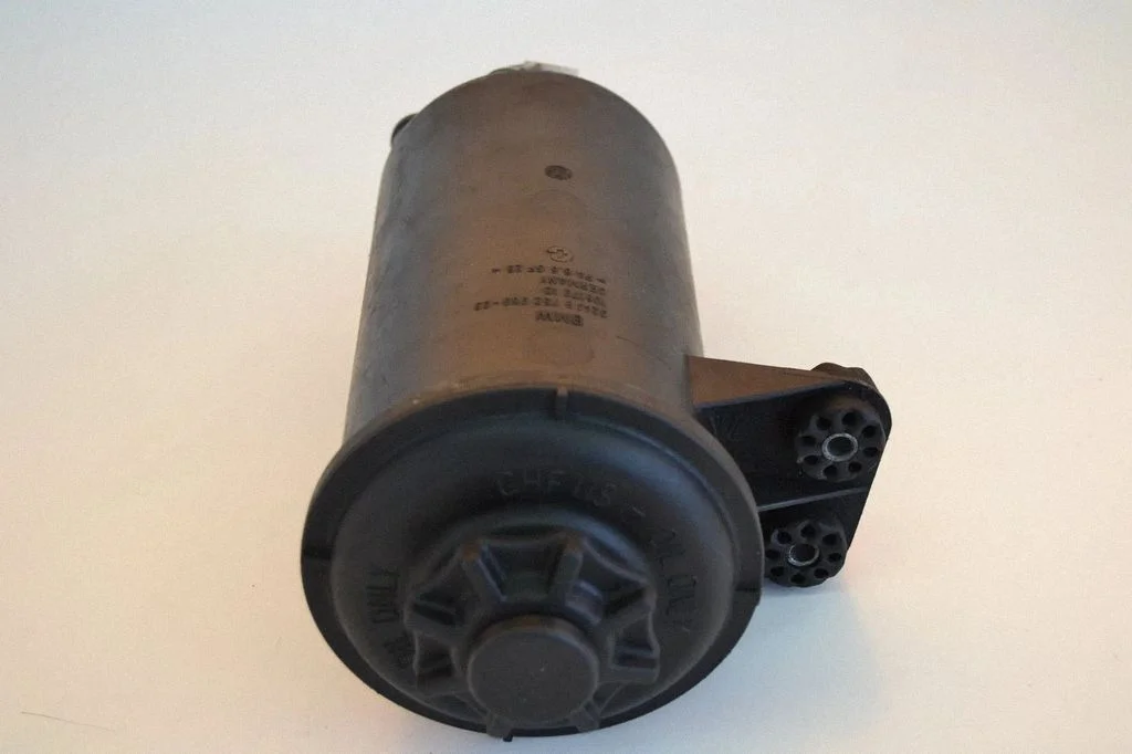 Power steering fluid tank/reservoir – BMW 7 Series E65 E66 (2001-2008)