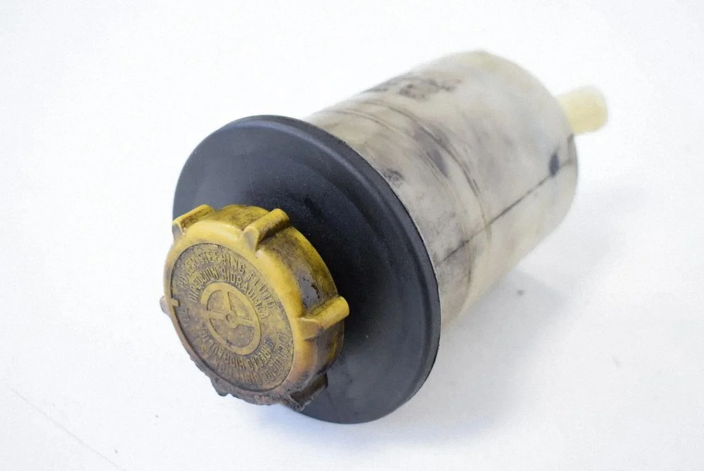 Power steering fluid tank/reservoir – Land Rover Discovery 4 - LR4 (2010-2016)