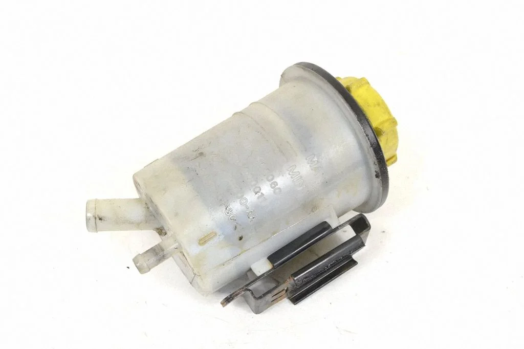 Power steering fluid tank/reservoir – Land Rover Range Rover Sport L320 (2005-2013)