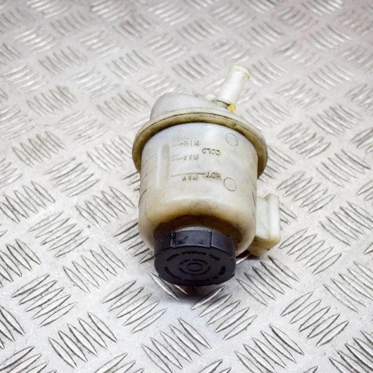 Power steering fluid tank/reservoir