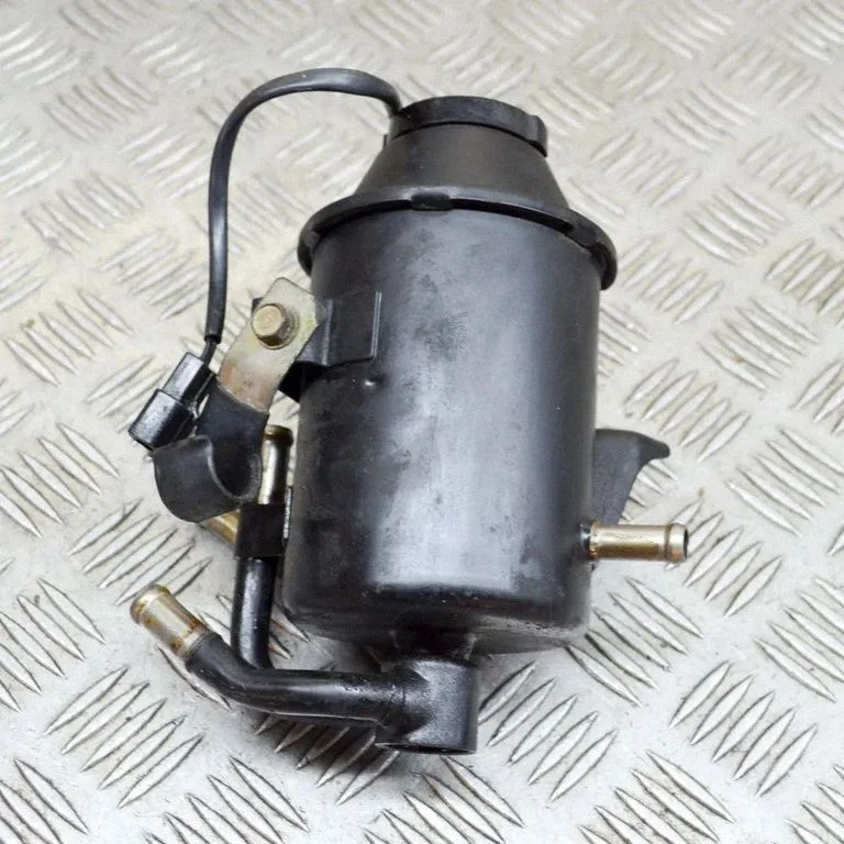 Power steering fluid tank/reservoir