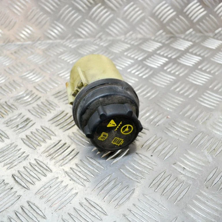 Power steering fluid tank/reservoir BK213R700AB