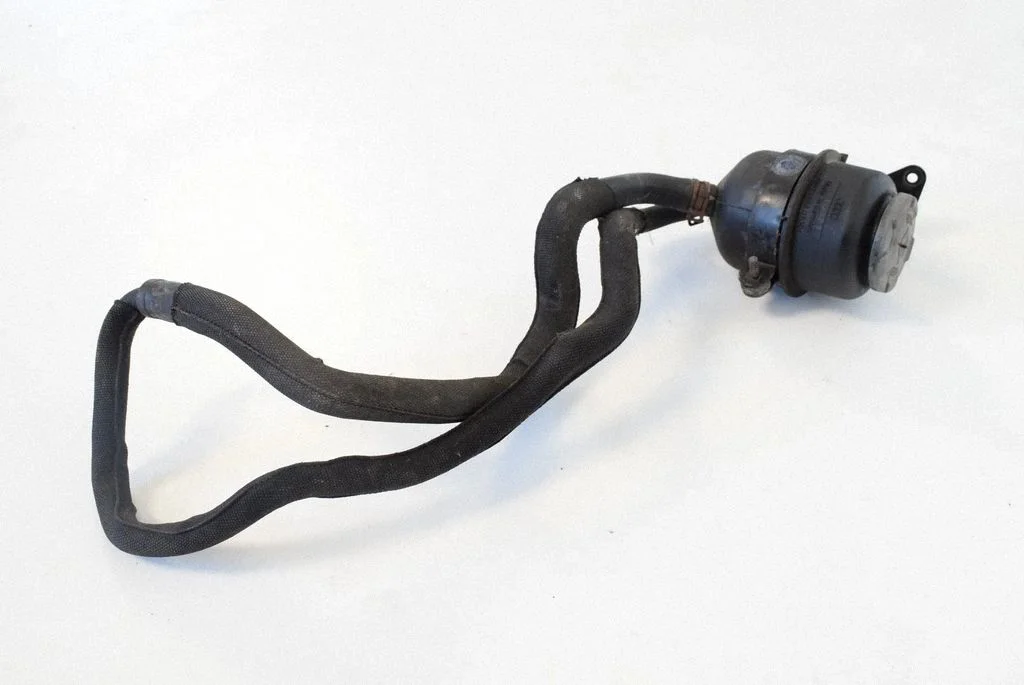 Power steering fluid tank/reservoir – Audi A4 Allroad B8 (2008-2016)