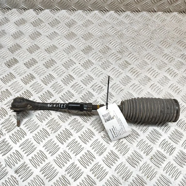 Drążek kierowniczy 56825D3500