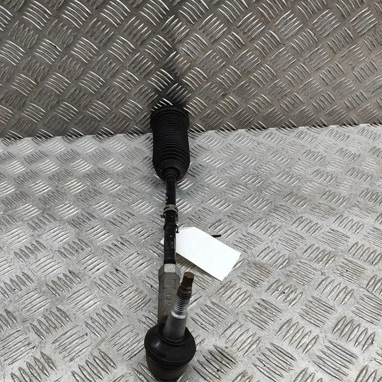 Drążek kierowniczy KK213L519AA