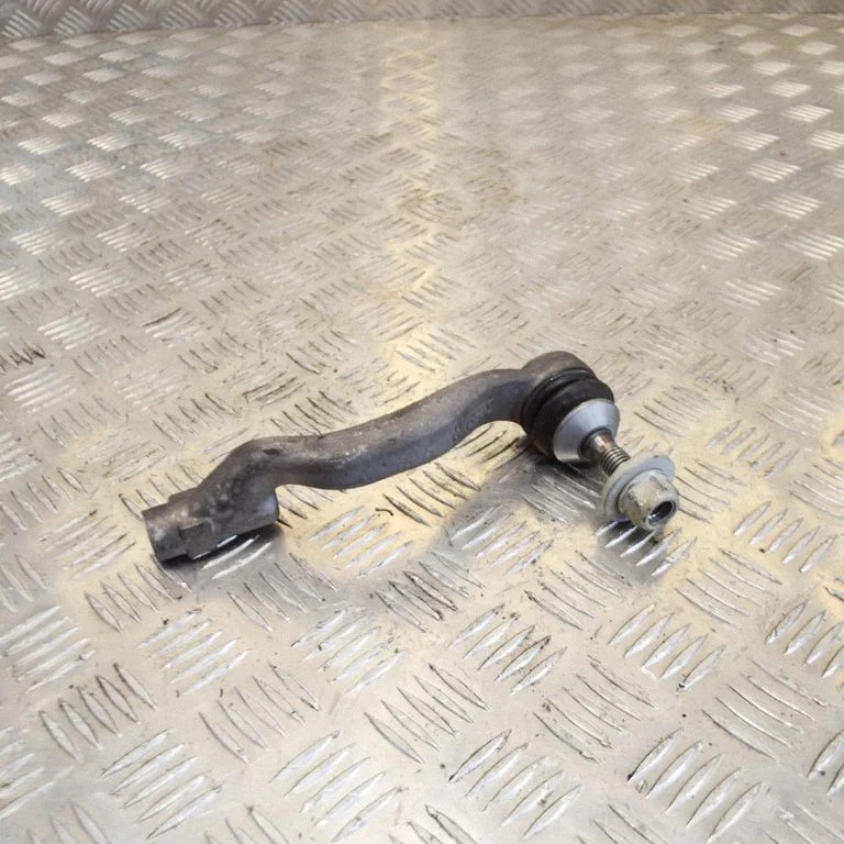 Steering tie rod – right