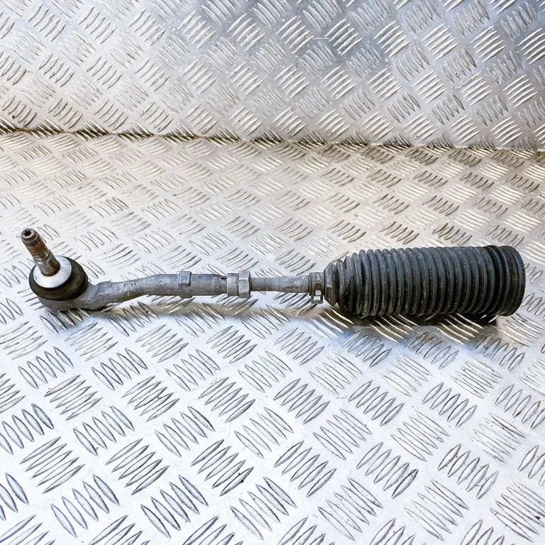 Steering tie rod – left