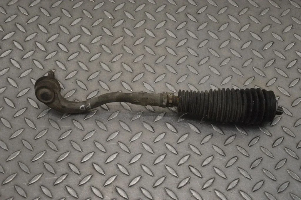 Steering tie rod – right