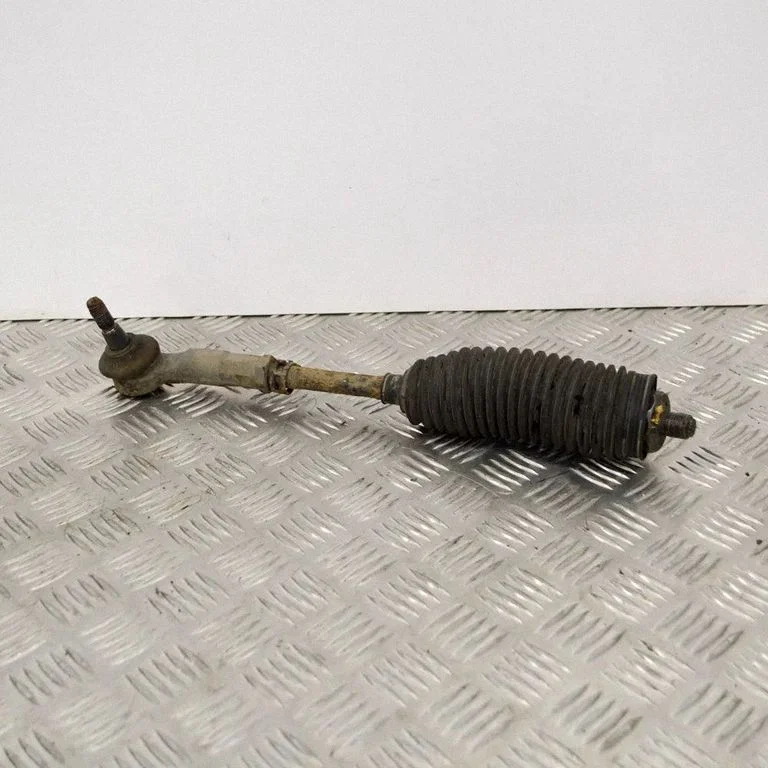 Steering tie rod – right