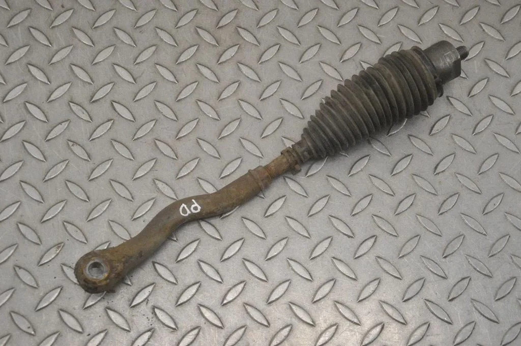 Steering tie rod – right