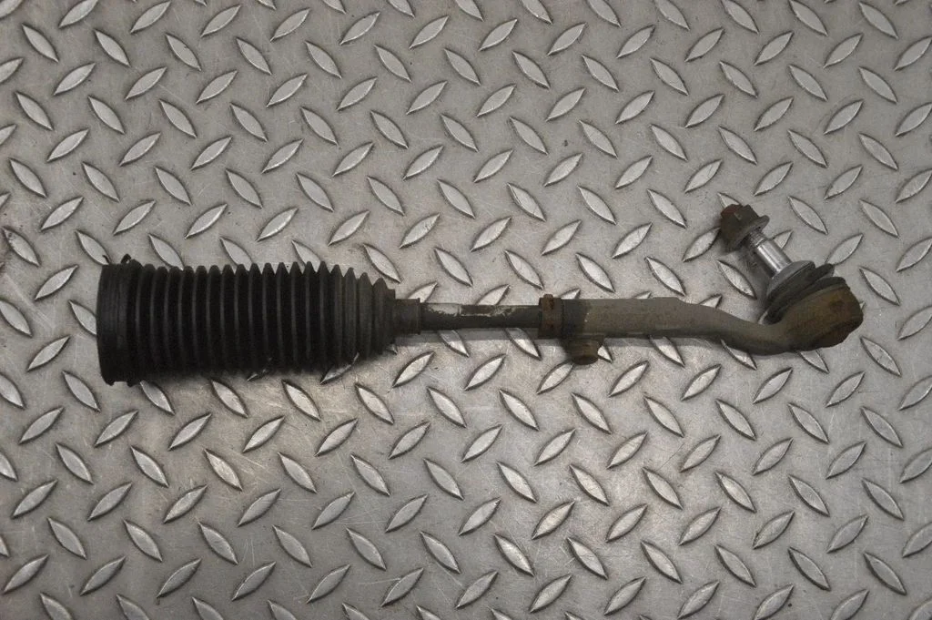 Steering tie rod – left
