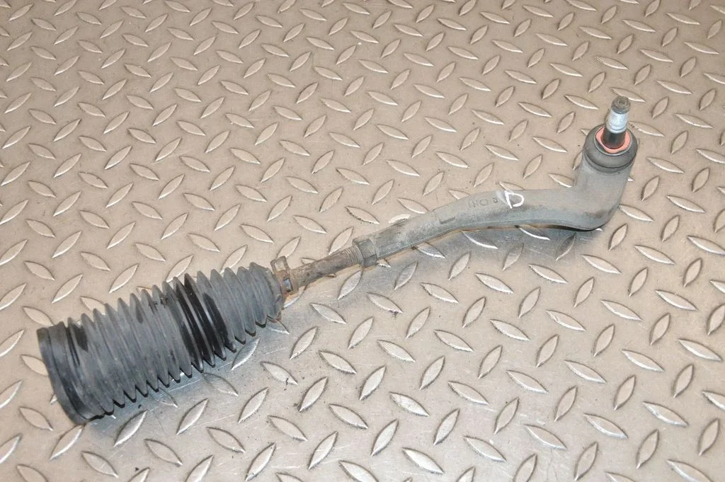 Steering tie rod – right
